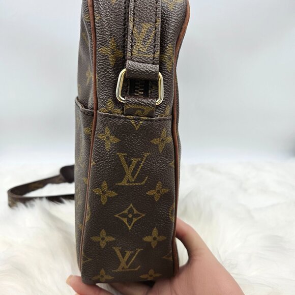 Louis Vuitton  Monogram  MM Marceau Bag - Picture 6 of 17